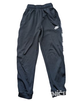Černé sportovní kalhoty pro kluky secondhand Nike